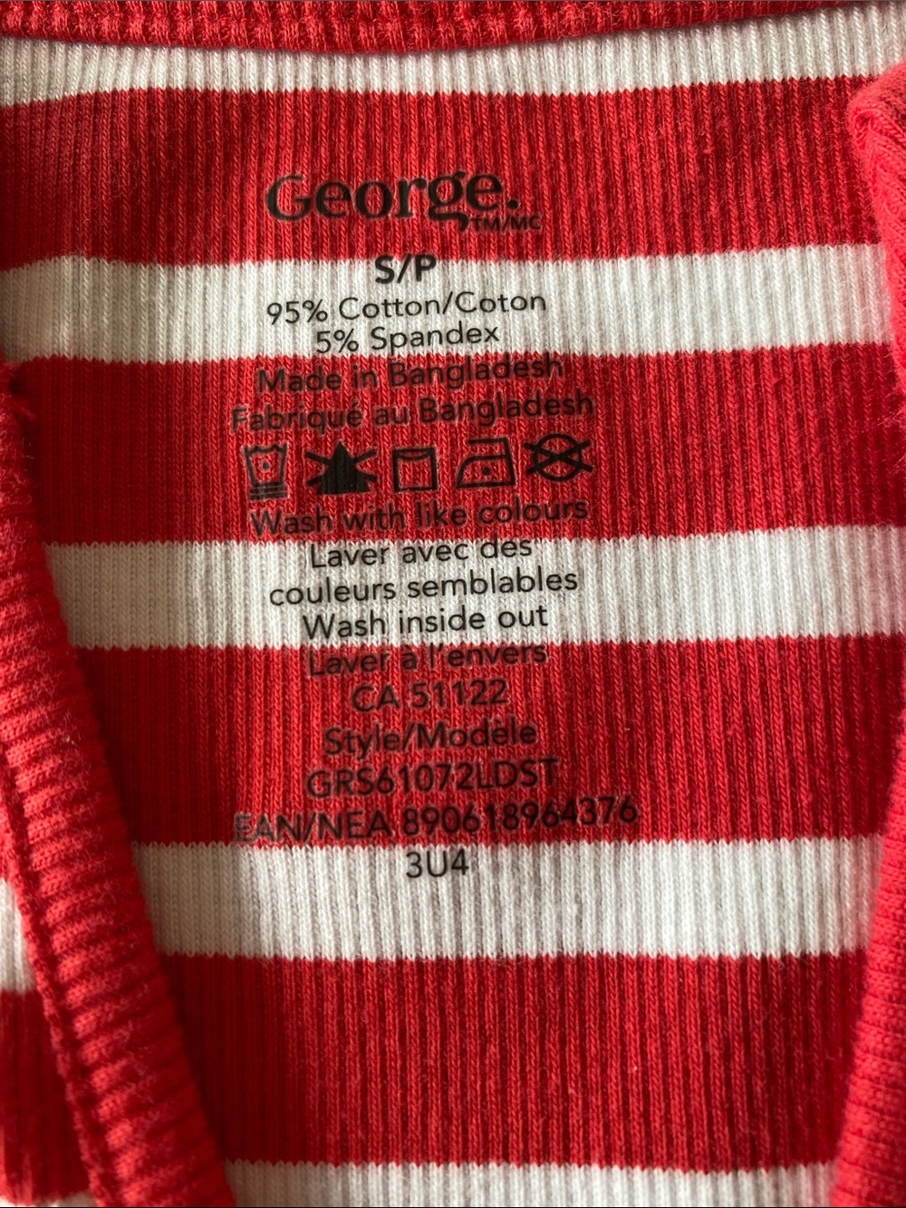 George brand red & white striped sleeveless top with v neck and ruffles
Small❤️🤍 - Picture 9 of 9